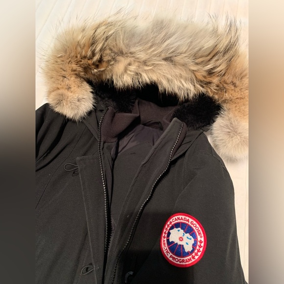 Canada Goose Winter Coat - Picture 3 of 11